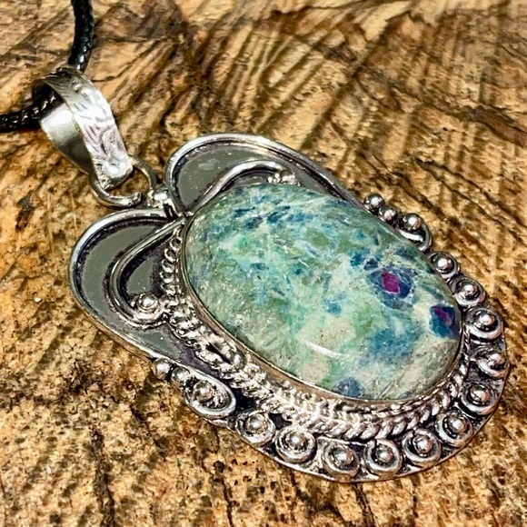 Self- Discovery Stone Ruby Fuchsite Pendant 2 1/4” - Picture 4 of 12